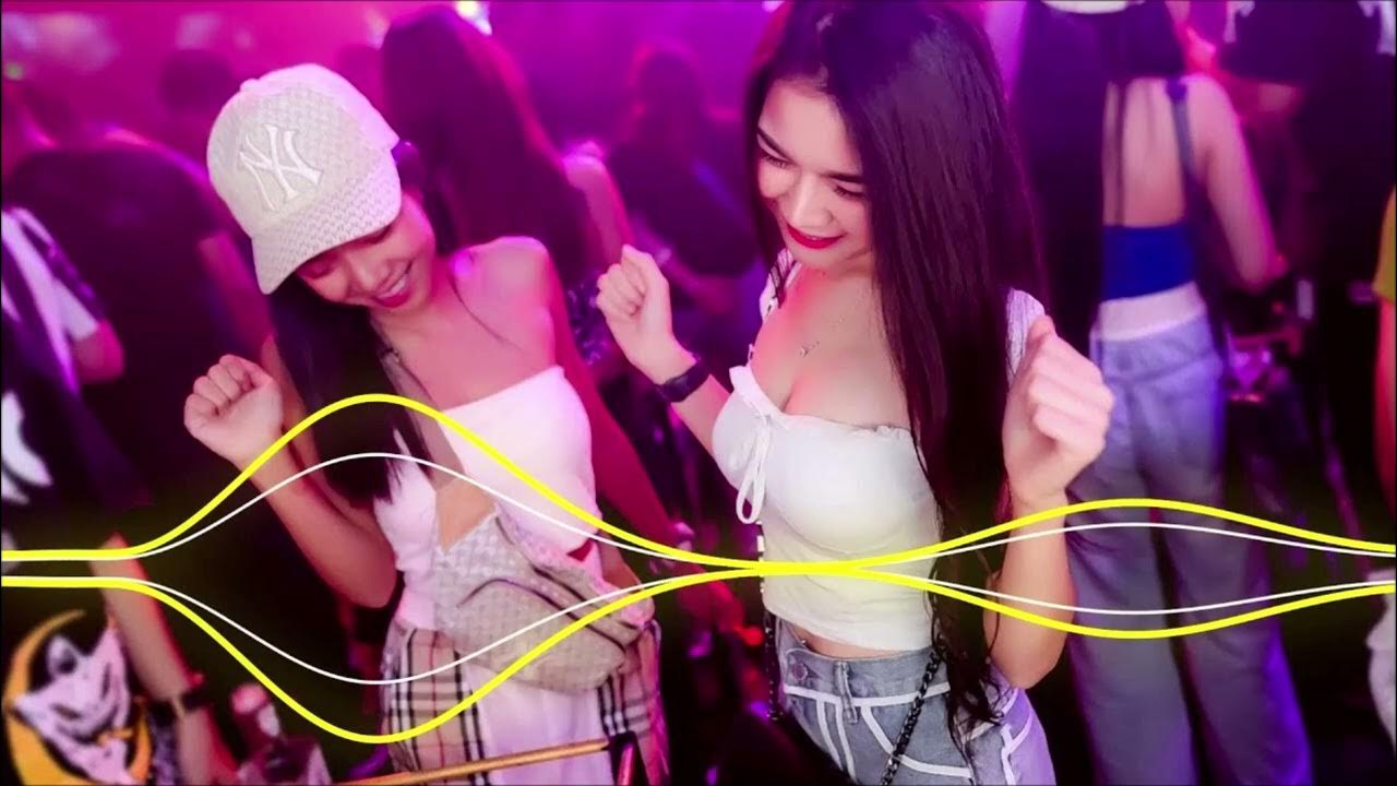 Dj china girl. Dj chinese remix. Китаянка диджей. Чина ремикс песни. Диджей мун.