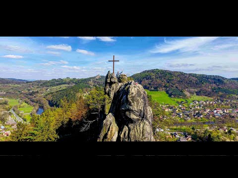 SKALNÍ HRAD VRANOV PANTHEON DRONEM 4K | JARO | DRON VIDEO | DJI PHANTOM 4 | KAM NA VÝLET S MDM