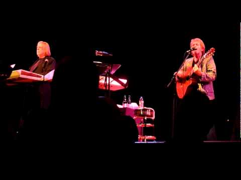 Jon Anderson & Rick Wakeman - Long Distance Runaro...