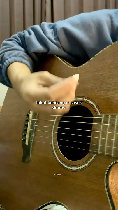 Pelangi Baruku - Dhyo Haw ( cover gitar) by windyyy