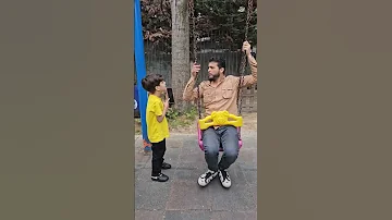 يابابا تلفون بابا مو فاضي لحدا 