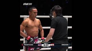 Ramadan Ondash Drops Pichitchai Twice In The Opening Minute 😱