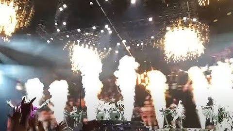 Ghost video from ‘Skeletour‘ sneaks out of the phone free concert in Norway - Square Hammer posted