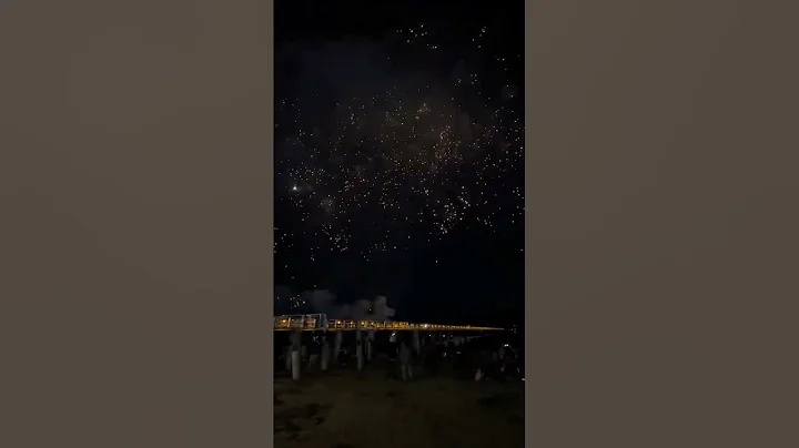 #fireworks 😍 #Pyrotechnics #LightUpTheSky - DayDayNews