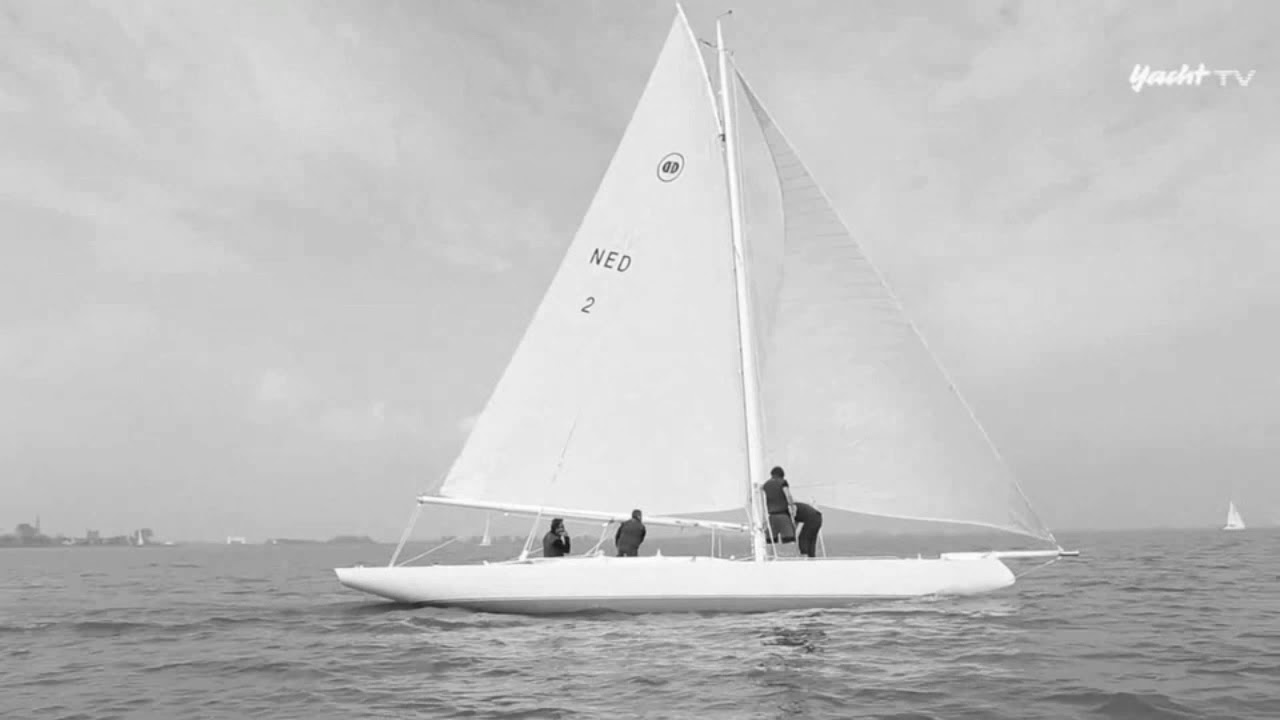 KIS is a unique Spirit of Tradition day sailer