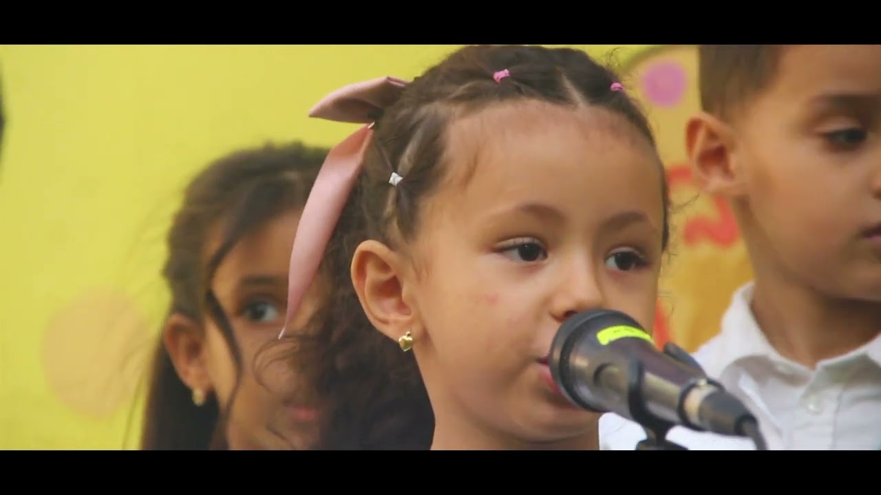 يا أم المليون شهيد أداء أطفال crèche Malak malek  في ذكرى إندلاع ثورة التحرير المجيدة..