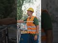 Enquanto milhares de imigrantes buscam estabilidade nos EUA, o país precisa de profissionais técnico