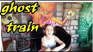 Lunaparkta KORKU TUNELI 😨😱 ghost train in fun fair,eğlenceli çocuk videosu,  kids fun videos
