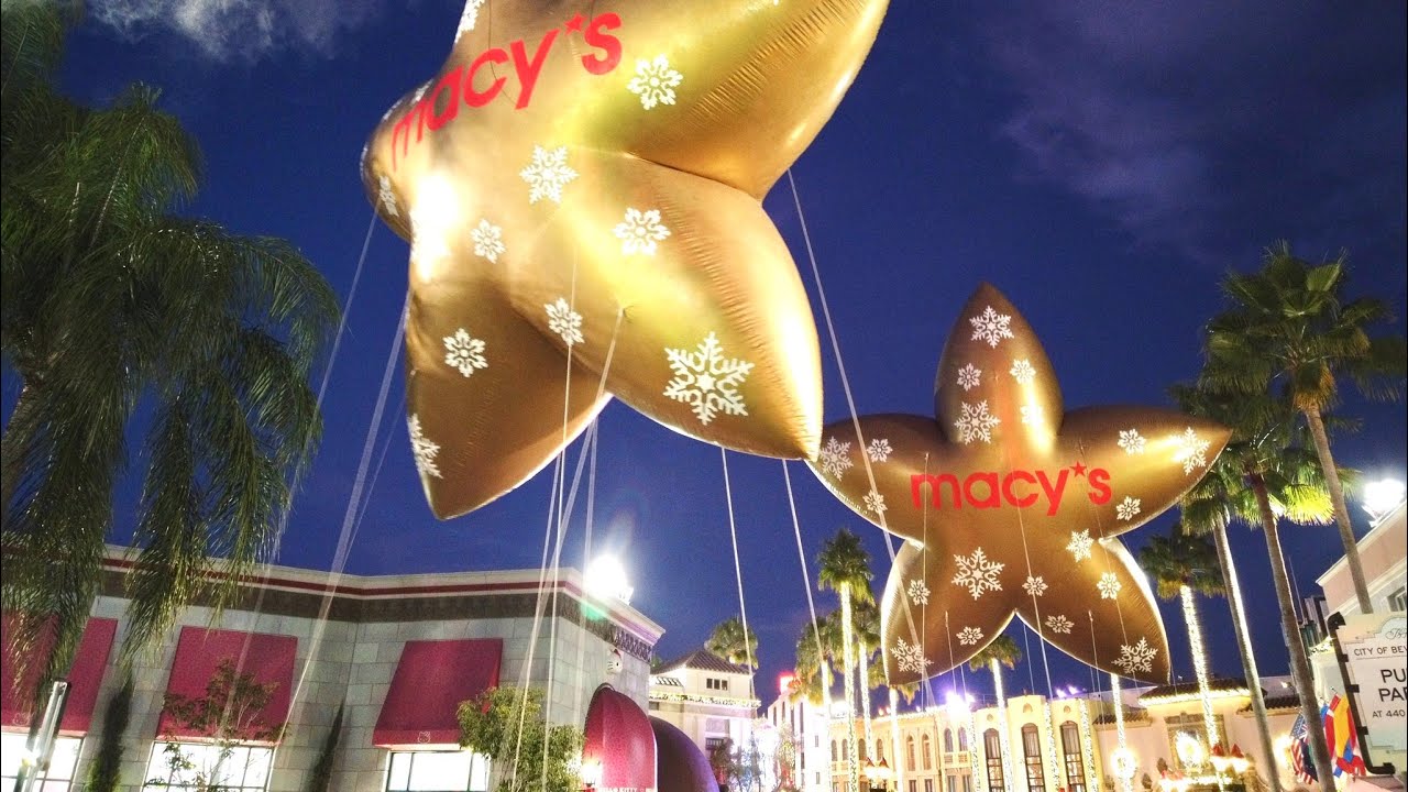 Universal Studios Holiday Parade featuring Macy’s 2019 Full Parade