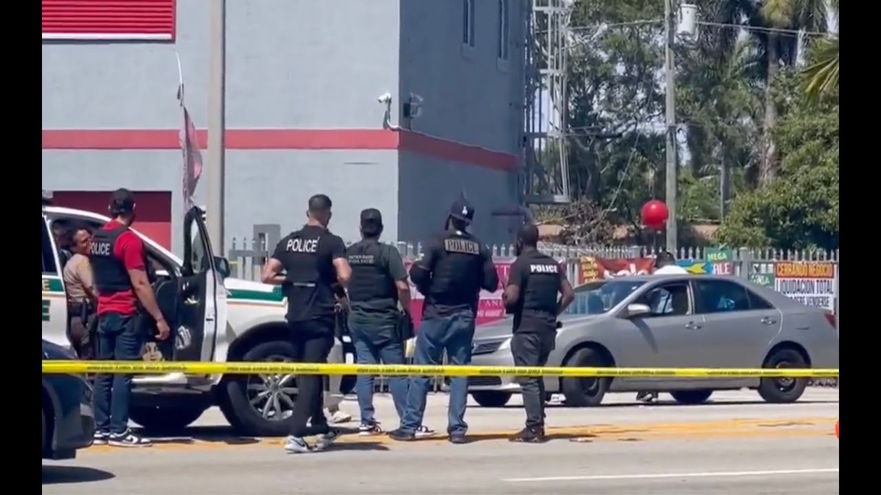 americateve | Hombre balea a su exsuegra en plena luz del día en una calle del SW de Miami