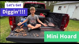 Ep. 78 - Let's Get Diggin'/Metal Detecting with my little buddy. #metaldetecting #equinox #family
