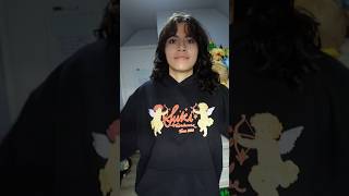 Laufey and Suki Waterhouse merch haul!