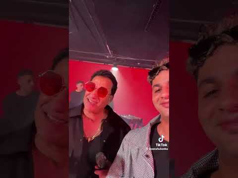 بس انا مش فاضلكوا عنبه وأحمد شيبه