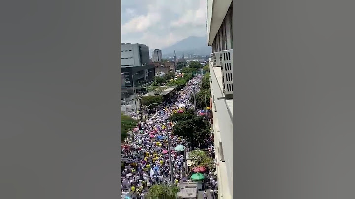 MARCHAS en MEDELLÍN en contra del GOBIERNO