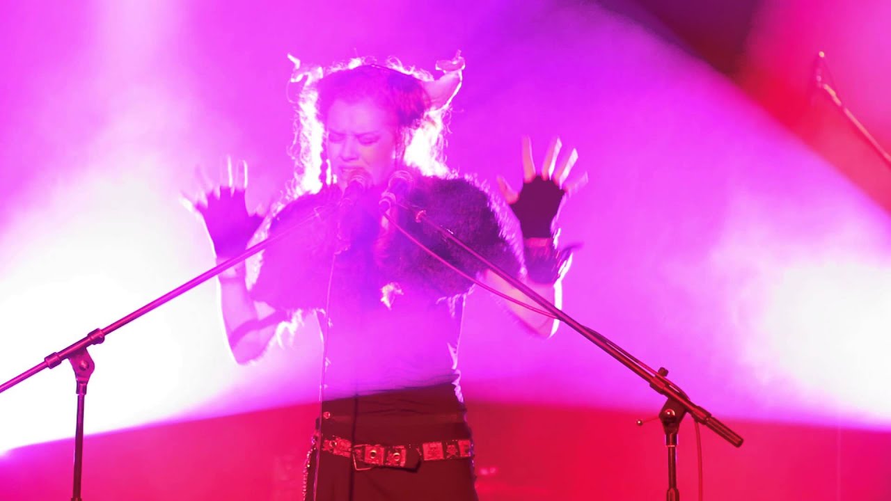 Jordan Reyne - Live at Runes and Men 2014 (4 of 7) - YouTube
