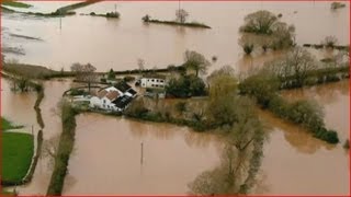 Floods in UK - 25.11.2012