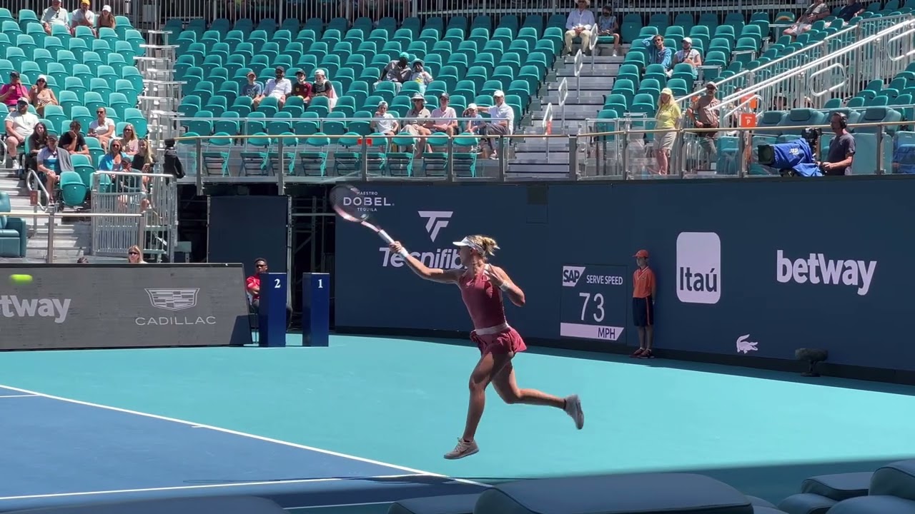 Paula Badosa (UHD 4k 60fps) Miami Open 2022 Rd 2- Court level