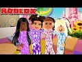 MY DAUGHTER HAD A SLEEPOVER FOR HER BIRTHDAY | Bloxburg Family Roleplay