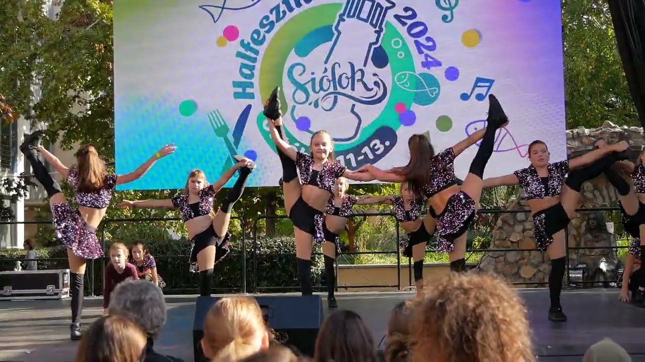 X-Press TSE látványtánca 1 -2024 Siófok –Halfesztivál