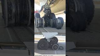 Vietnam Airlines 787: Runway Overrun, Tail Strike, Shredded Tires