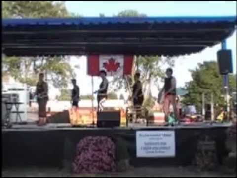 Zumba demo at the 2012 Vankleek Hill Fair - Na ponta do pe video editing software free