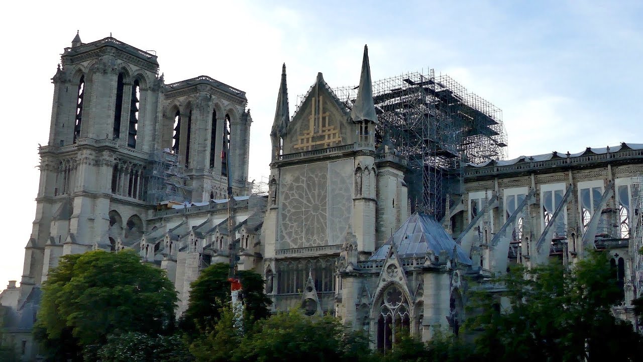 Notre-Dame de Paris #1 : les chercheurs s'organisent - YouTube