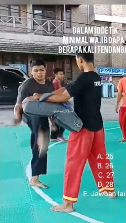 Melatih Kecepatan Tendangan Pencak Silat Selama 10 Detik