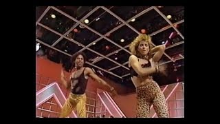 This 80's fashion show was LIT AF!!!