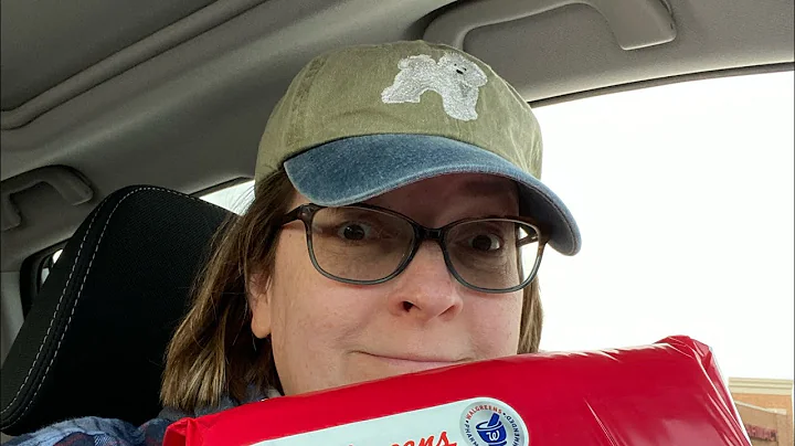 Tina Fay Unboxes Used Books #1