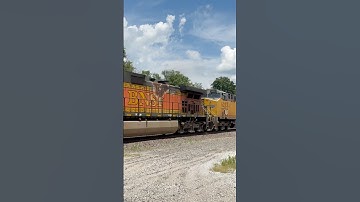 UP and BNSF working together?? 65mph intermodal train in La Plata MO