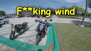 Motorcycle fail    How do I wind? (mature language, extreme idiocy)