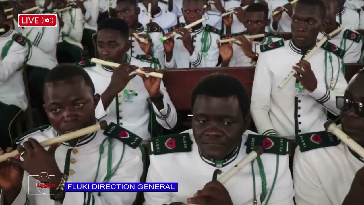 COMMENT CHANTE A L’ÉGLISE  FLUKI DIRECTION GÉNÉRAL TOUR DES CHANTS  AU SEIN DE TEMPLE DE NKAMBA