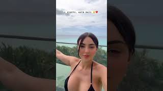 Usando Pela Primeira Vez Um Espetacular Com Biquni Novo