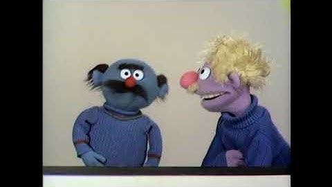 Sesame Street - Harvey Kneeslapper - Do you know where I wanna 