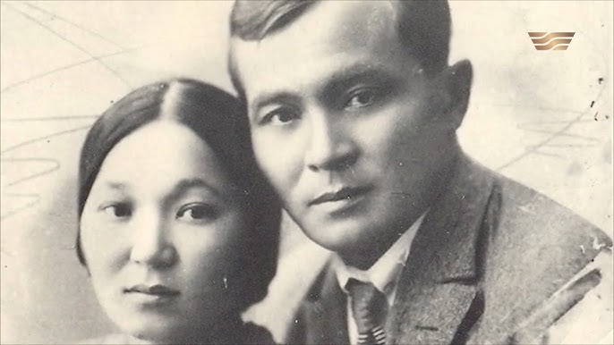 Олар еркектерді жұлып алып, доптарын жалайды. Секс порно