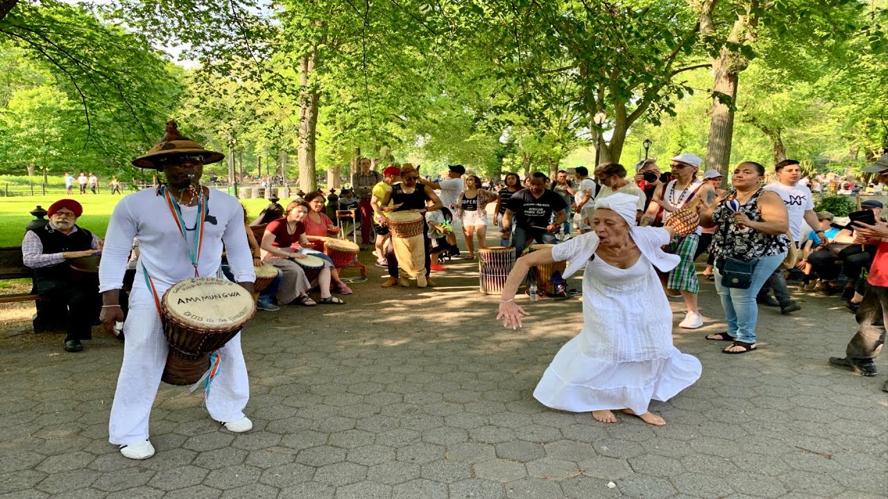 La rumba Cubana del Central Park NYCCuban Rumba Dance in Central Park NYC YouTube