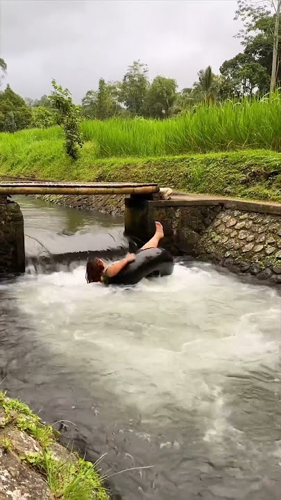 Main Air di Bendungan Ye Ho, Jatiluwih, Bali. Seru banget!