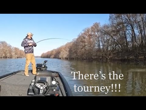 That’s a DUB!!! – Lake Chicot Spinnerbait Smash