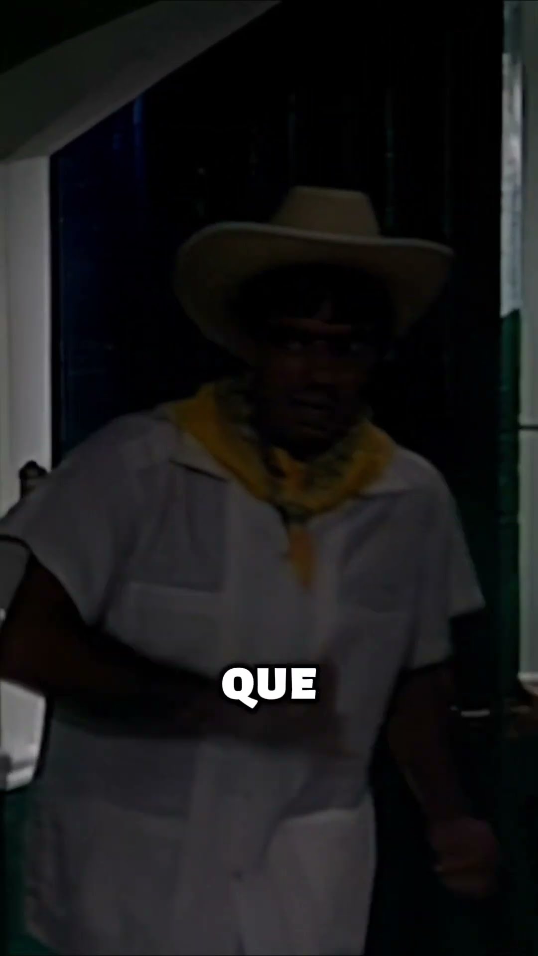 Cuando la persona que te debe se esconde de ti ?? #DeFrenteAlSol #EugenioDerbez #shorts #tln