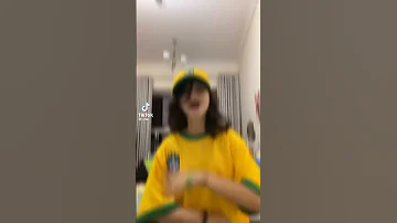 اذا قسمه المحبه والغلا هو يسوى الخلك كلهم 