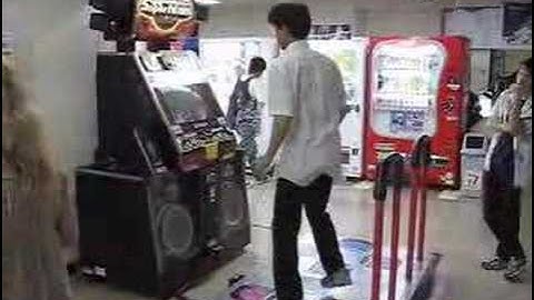 Crazy Japanese DDR Man