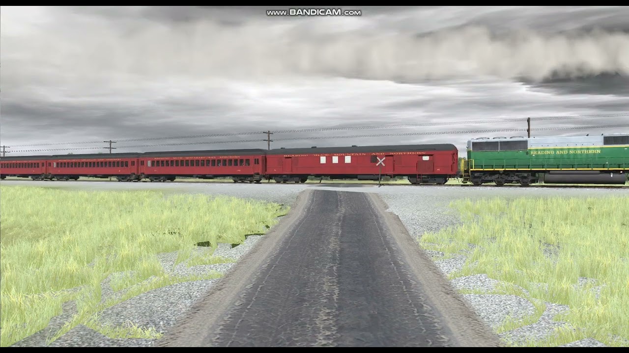 Reading & Northern 425 Fail Foliage Excursion Runby