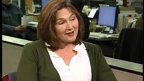 Former SNL star Nora Dunn talks to Chicago Tribune