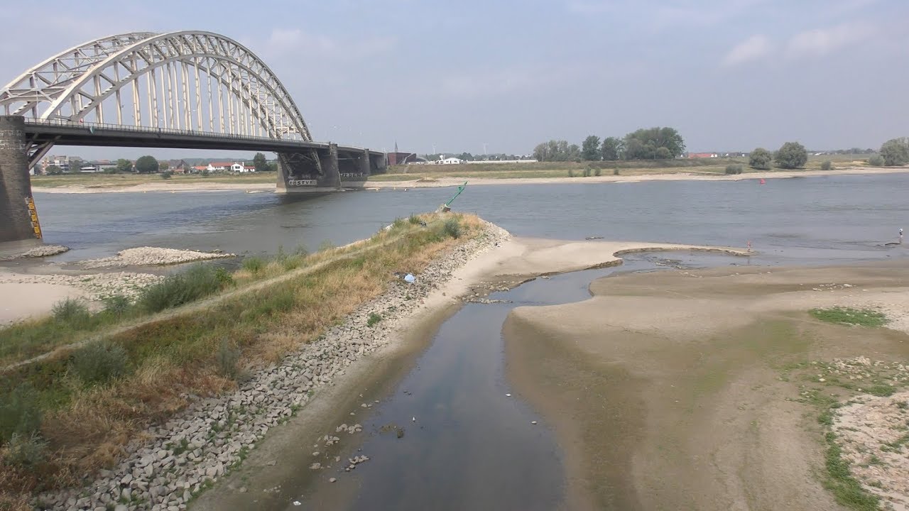 Extreem laagwater in de Waal bij Nijmegen YouTube Extreem laagwater in de Waal bij Nijmegen YouTube