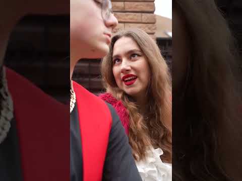 Я Нашла Секретную Комнату в Самой Строгой Школе в Мире!