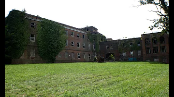 Is Glenn Dale Hospital still standing?