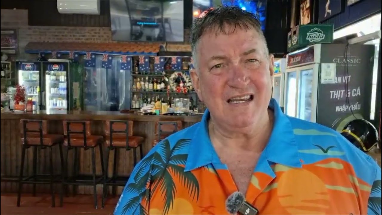 Roast Day-  Physical, Mental Health and Finding Help in Da Nang - Call to Doctors/Nurses to Register