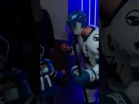 Mack's always got time for the kids. #TurnItAllTeal