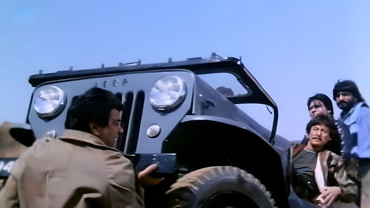 Dharmendra जी का जबरदस्त Action Scene🔥 | Dharmendra, Danny Denzongpa | Movie Scene