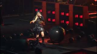 Avril Lavigne - Cannonball (Live in Laval, Quebec) Bit me Tour 2022